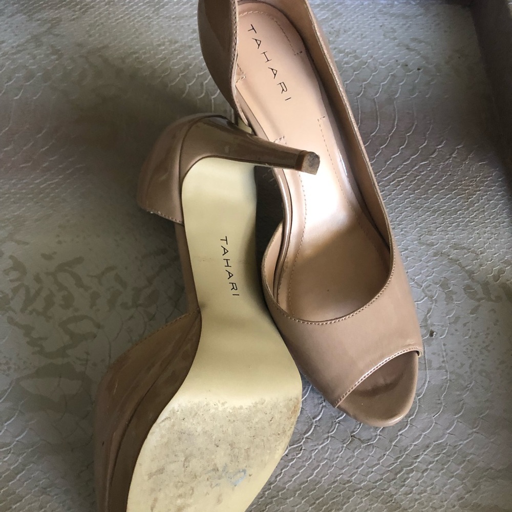 Shoes - Picture 3 of 8